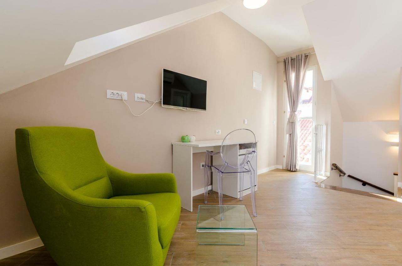 Villa Flores Room With Balcony Dubrovnik Bagian luar foto