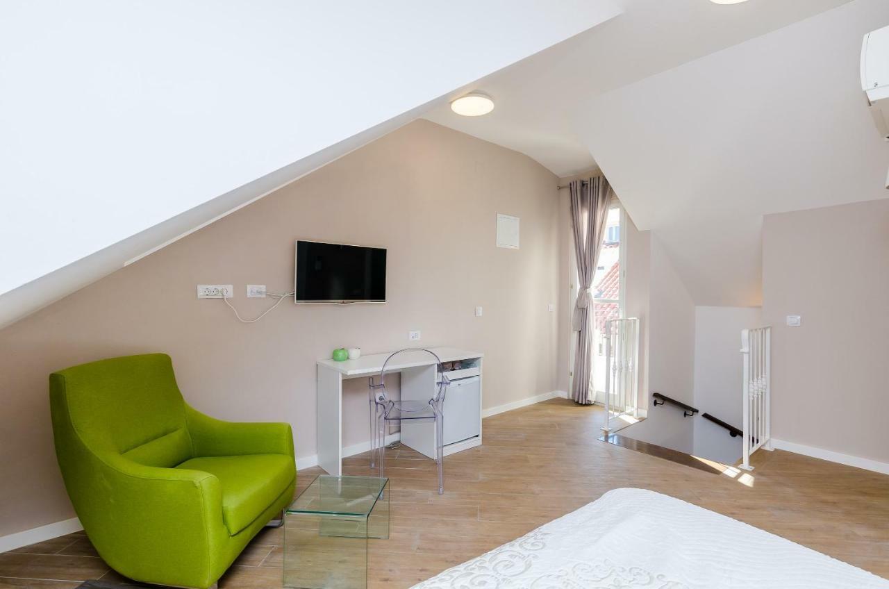 Villa Flores Room With Balcony Dubrovnik Bagian luar foto